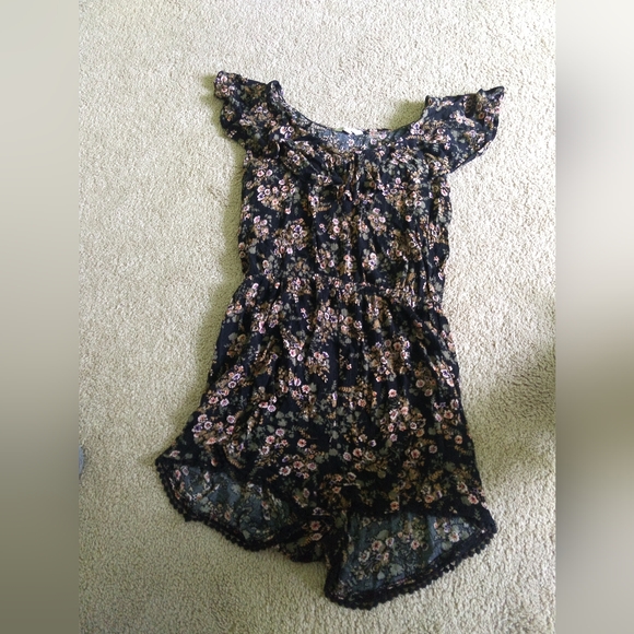 Floral Romper - Picture 1 of 3